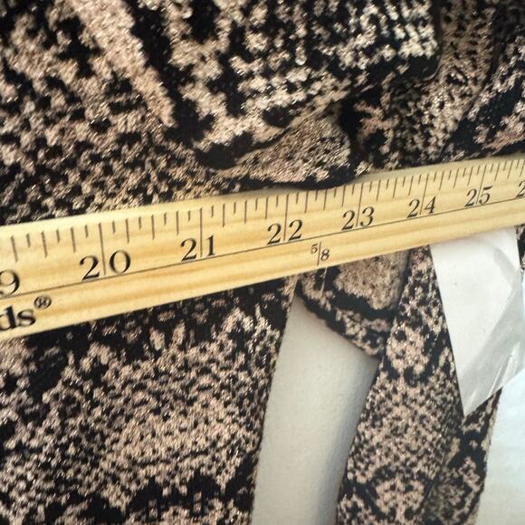 Chico’s Snake‎ Print Metallic Tie Front V-Neck Pullover Sweater Size 3 XL - Picture 3 of 8
